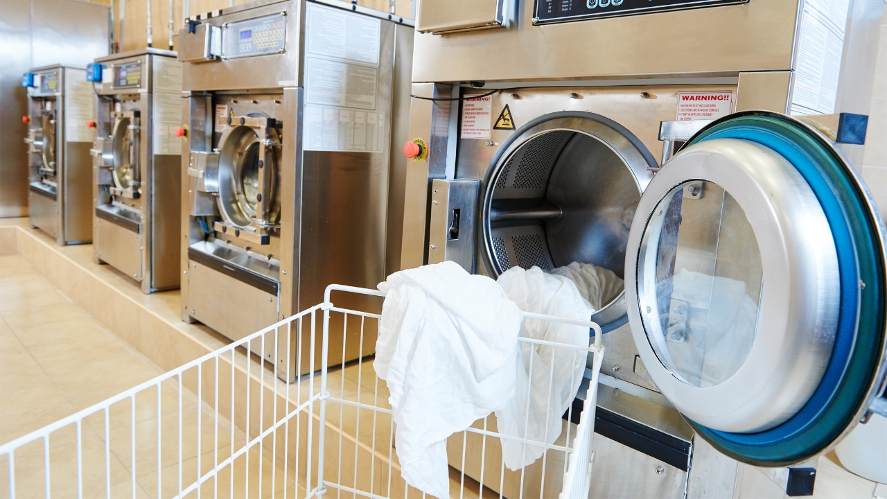 Commercial Laundry Machines